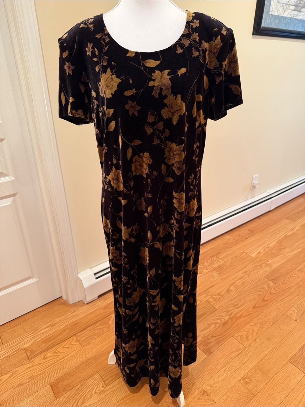 Sag Harbor Vintage BlackVelvet Maxi Dress with Gold Floral Print slit